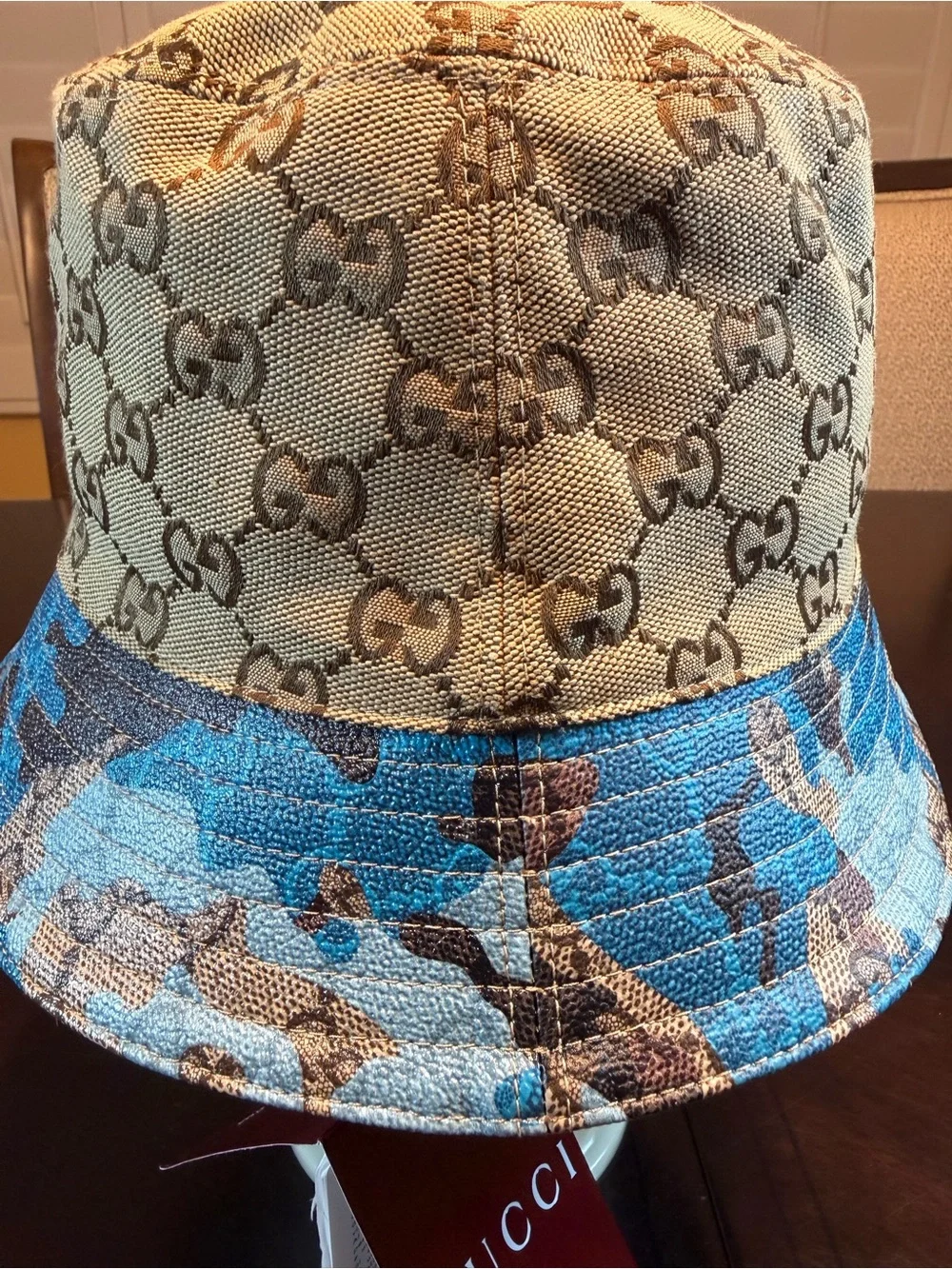 New Authentic Gucci GG Supreme Logo Blue Camo Bucket Hat Tan Blue Size M